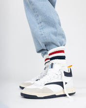 Load image into Gallery viewer, Oncept Princeton Mid Top Sneaker
