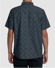 Load image into Gallery viewer, RVCA FRAME CHAMBRAY SHORT SLEEVE WOVEN SHIRT
