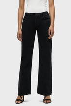 Load image into Gallery viewer, Hudson Kelli Low-Rise Straight Leg Jeans
