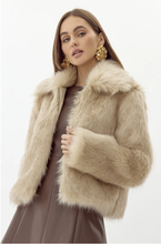 Load image into Gallery viewer, Adelyn Rae Aubrey Zip faux fur coat
