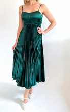 Load image into Gallery viewer, Greylin Rita Pleated Midi Dress - Hunter Green
